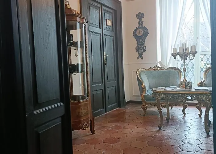 - La Corte D'ivi 住宿加早餐酒店 Collepardo